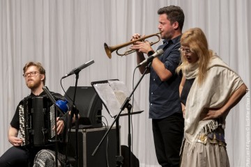 Juliana Venter - Thomas Johansson - Signe Emmeluth - Kalle Moberg - Christian Meaas Svendsen - Paal Nilssen