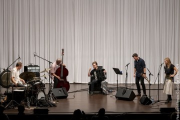 Juliana Venter - Thomas Johansson - Signe Emmeluth - Kalle Moberg - Christian Meaas Svendsen - Paal Nilssen