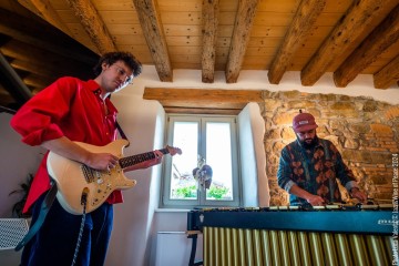 Paolo Peruzzi vibraphone - Luca Zennaro: guitar