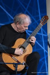 Vipolze, 24-10-2021 - JAZZ&WINE OF PEACE 2021 - Circolo Culturale  Controtempo  - RALPH TOWNER (USA) - Ralph Towner: classical guitar - Foto © 2021 Luca d’Agostino / Phocus Agency