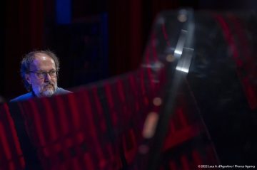 Il Volo del Jazz - RANDY BRECKER E ORCHESTRA ACCADEMIA MUSICALE