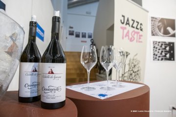 Cormons, 23-10-2021 - JAZZ&WINE OF PEACE 2021 - Circolo Culturale  Controtempo - Enoteca di Cormons - JAzz&Taste - I colori del jazz: blu - Renato Chicco - Renato Chicco:Hammond Organ - Foto © 2021 Luca Valenta / Phocus Agency