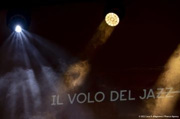Il Volo del Jazz - RICHARD BONA e ALFREDO RODRIGUEZ TRIO