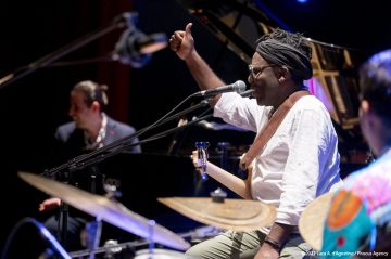 Il Volo del Jazz - RICHARD BONA e ALFREDO RODRIGUEZ TRIO