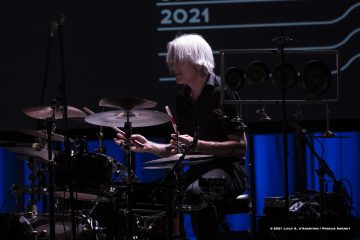 Cormons, 25-10-2021 - JAZZ&WINE OF PEACE 2021 - Circolo Culturale  Controtempo  - Teatro Comunale di Cormons - RYMDEN – BUGGE WESSELTOFT, DAN BERGLUND, MAGNUS ÖSTRÖM - Bugge Wesseltoft: piano, keyboards;
Dan Berglund: bass;
Magnus Öström: drums - Foto © 2021 Luca d’Agostino / Phocus Agency