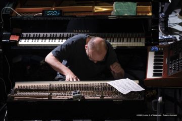 Cormons, 25-10-2021 - JAZZ&WINE OF PEACE 2021 - Circolo Culturale  Controtempo  - Teatro Comunale di Cormons - RYMDEN – BUGGE WESSELTOFT, DAN BERGLUND, MAGNUS ÖSTRÖM - Bugge Wesseltoft: piano, keyboards;
Dan Berglund: bass;
Magnus Öström: drums - Foto © 2021 Luca d’Agostino / Phocus Agency