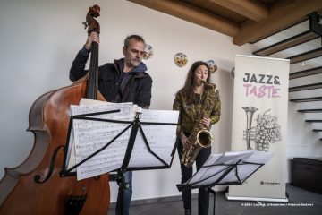 San Lorenzo Isontino, 25-10-2021 - JAZZ&WINE OF PEACE 2021 - Circolo Culturale  Controtempo  - Jazz&Taste - Lis Neris - Sophia Tomerelli & Alex Orciari - Sophia Tomerelli: tenero sax; Alex Orciari: bass - Foto © 2021 Luca d’Agostino / Phocus Agency