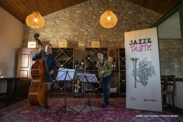 Farra d’Isonzo, 24-10-2021 - JAZZ&WINE OF PEACE 2021 - Circolo Culturale  Controtempo  - Borgo Conventi - Jazz&Taste - SOPHIA TOMERELLI & ALEX ORCIARI - Sophia Tomerelli:tenor sax; Alex Orciari: bass - Foto © 2021 Luca Valenta / Phocus Agency