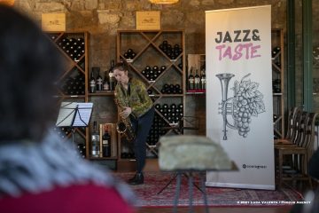 Farra d’Isonzo, 24-10-2021 - JAZZ&WINE OF PEACE 2021 - Circolo Culturale  Controtempo  - Borgo Conventi - Jazz&Taste - SOPHIA TOMERELLI & ALEX ORCIARI - Sophia Tomerelli:tenor sax; Alex Orciari: bass - Foto © 2021 Luca Valenta / Phocus Agency