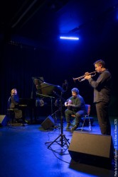 Tania Giannouli: piano - Jean Paul Estiévenart: trumpet - Kyriakos Tapakis: oud