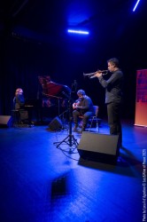 Tania Giannouli: piano - Jean Paul Estiévenart: trumpet - Kyriakos Tapakis: oud