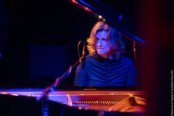 Tania Giannouli: piano - Jean Paul Estiévenart: trumpet - Kyriakos Tapakis: oud