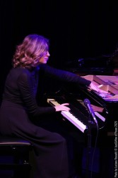 Tania Giannouli: piano - Jean Paul Estiévenart: trumpet - Kyriakos Tapakis: oud