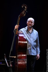 Chris Abrahams: piano - Lloyd Swanton: double bass - Tony Buck: drums