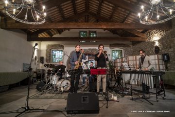 Mossa, 25-10-2021 - JAZZ&WINE OF PEACE 2021 - Circolo Culturale  Controtempo  - Villa Villa Codelli - THERE BE MONSTERS - Boštjan Simon: tenor and soprano saxophones;
Mirko Cisilino: trumpet;
Luigi Vitale: vibraphone;
Goran Krmac: tuba;
Bojan Krhlanko: drums - Foto © 2021 Luca d’Agostino / Phocus Agency