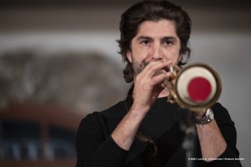 Mossa, 25-10-2021 - JAZZ&WINE OF PEACE 2021 - Circolo Culturale  Controtempo  - Villa Villa Codelli - THERE BE MONSTERS - Boštjan Simon: tenor and soprano saxophones;
Mirko Cisilino: trumpet;
Luigi Vitale: vibraphone;
Goran Krmac: tuba;
Bojan Krhlanko: drums - Foto © 2021 Luca d’Agostino / Phocus Agency