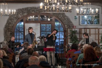 Mossa, 25-10-2021 - JAZZ&WINE OF PEACE 2021 - Circolo Culturale  Controtempo  - Villa Villa Codelli - THERE BE MONSTERS - Boštjan Simon: tenor and soprano saxophones;
Mirko Cisilino: trumpet;
Luigi Vitale: vibraphone;
Goran Krmac: tuba;
Bojan Krhlanko: drums - Foto © 2021 Luca d’Agostino / Phocus Agency