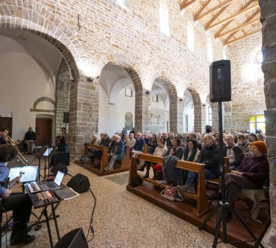 Valentina Fin “Cohors”: voice - Marcello Abate: guitar - Federico Pierantoni: trombone