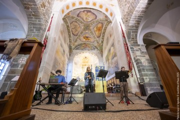 Valentina Fin “Cohors”: voice - Marcello Abate: guitar - Federico Pierantoni: trombone