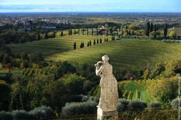 Valentina Fin “Cohors”: voice - Marcello Abate: guitar - Federico Pierantoni: trombone