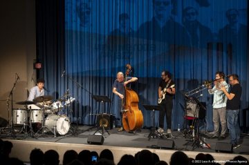 Trieste, 22/06/2022 - Auditorium Museo Revoltella - Circolo Controtempo - Le Nuove Rotte del Jazz 2022 - VICEVERSA – the music of Charles Mingus - Flavio Davanzo: tromba - Riccardo Pitacco: trombone - Gabriele De Leporini: chitarra elettrica - Giovanni Maier: contrabbasso - Francesco Vattovaz: batteria - Scuola di Jazz del Conservatorio “Giuseppe Tartini” di Trieste - Foto Luca A. d'Agostino/ Phocus Agency © 2022