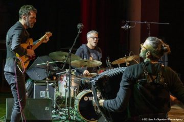 Il Volo del Jazz - VINCENT PEIRANI TRIO “JOKERS”