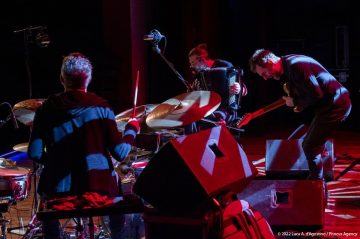 Il Volo del Jazz - VINCENT PEIRANI TRIO “JOKERS”