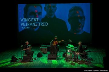 Il Volo del Jazz - VINCENT PEIRANI TRIO “JOKERS”