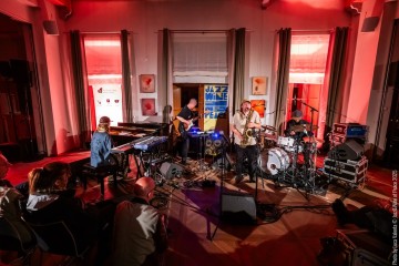 Otis Sandsjö: sax - Dan Nicholls: synths - Petter Eldh: electric bass, moog – Jamie Peet: drums
